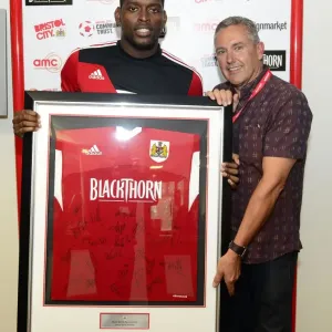 Bristol City vs Wolves: Sky Bet League One Showdown at Ashton Gate (August 17, 2013)