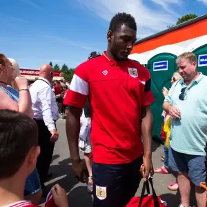 Bristol City's Aaron Pierre Arrives at The Creek: Pre-season Friendly Against Bristol Manor Farm (09/07/2017)