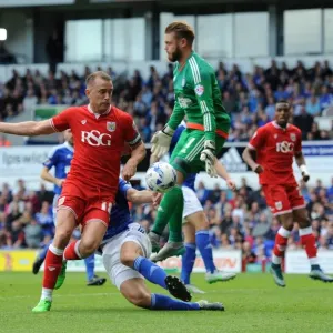 Bristol City's Aaron Wilbraham Battles for Ball in Ipswich Town Showdown, Sky Bet Championship 2015