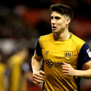Bristol City's Callum O'Dowda in Action Against Nottingham Forest, Sky Bet Championship 2017 Bristol City's Callum O'Dowda in Action Against Nottingham Forest, Sky Bet Championship 2017