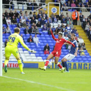Bristol City's Callum Robinson Misses Goal Chance vs. Birmingham City (12-09-2015) Bristol City's Callum Robinson Misses Goal Chance vs. Birmingham City (12-09-2015)