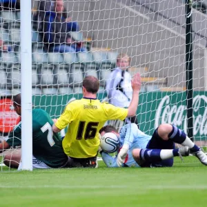 Season 11-12 Framed Print Collection: Plymouth Argyle v Bristol City