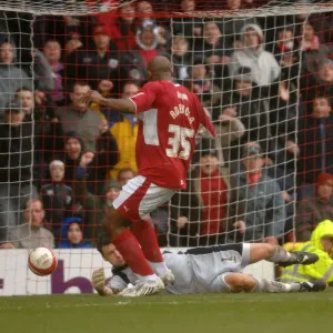 Bristol City's Dele Adebola Scores Thrilling Goal Against Norwich City Bristol City's Dele Adebola Scores Thrilling Goal Against Norwich City