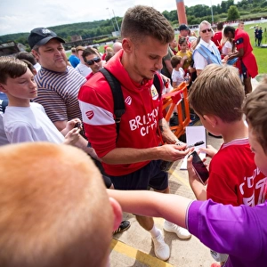 Bristol City's Jamie Paterson Greets Fans at The Creek during Pre-season Friendly against Bristol Manor Farm (09.07.2017)
