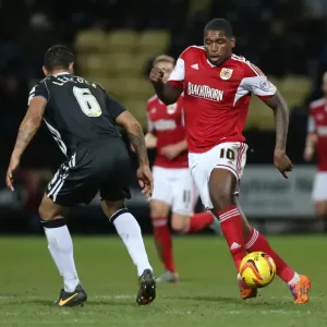 Bristol City's Jay Emmanuel-Thomas Charges Forward Against Notts County's Dean Leacock in Sky Bet League One Clash Bristol City's Jay Emmanuel-Thomas Charges Forward Against Notts County's Dean Leacock in Sky Bet League One Clash