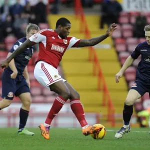 Bristol City's Jay Emmanuel-Thomas Evades Challenge Print Bristol City's Jay Emmanuel-Thomas Evades Challenge Print