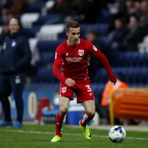 Bristol City's Joe Bryan in Action Against Preston North End, Sky Bet Championship 2017 Bristol City's Joe Bryan in Action Against Preston North End, Sky Bet Championship 2017
