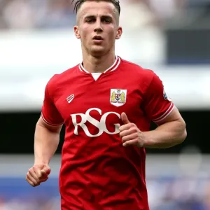 Bristol City's Joe Bryan in Action Against Queens Park Rangers, May 2016