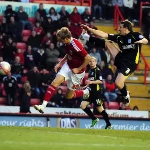 Bristol City's Jon Stead Narrowly Misses Header Goal Against Cardiff City - Championship Match, January 1, 2011
