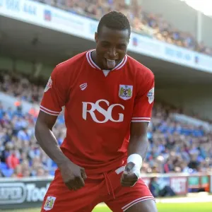 Bristol City's Jonathan Kodjia Scores Dramatic Equalizer Against Ipswich Town in Sky Bet Championship Match
