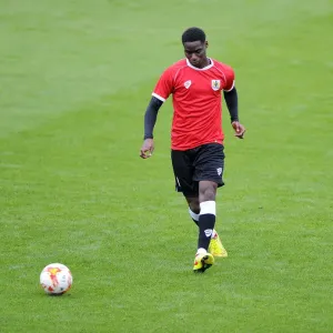 Bristol City's Jordan Wynter in Pre-Season Form: Cheltenham Town vs. Bristol City (2014) Bristol City's Jordan Wynter in Pre-Season Form: Cheltenham Town vs. Bristol City (2014)