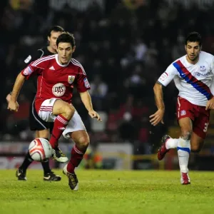 Bristol City's Lee Johnson in Control: Championship Clash Between Bristol City and Crystal Palace (December 2010)