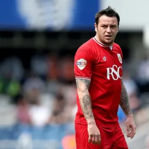 Bristol City's Lee Tomlin in Action Against Queens Park Rangers, May 2016