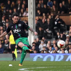 Bristol City's Lee Tomlin Scores Dramatic Winning Goal vs. Fulham in Sky Bet Championship (March 12, 2016)