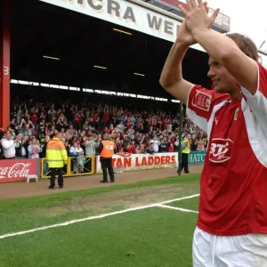 Bristol City's Lee Trundle in Action Against Preston North End