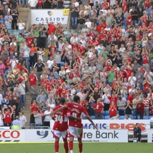Brisol Stadt Liams Fontain und Darrens Byfeld streiten sich im Coventry-Stadt-Match