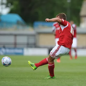 Bristol City's Liam Kelly Scores Stunner Against Forest Green Rovers (2013) Bristol City's Liam Kelly Scores Stunner Against Forest Green Rovers (2013)