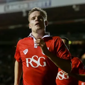 Bristol City's Matt Smith Scores the Opener: 1-0 vs. Gillingham in Johnstones Paint Trophy Final Leg (January 2015)