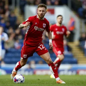 Bristol City's Matt Taylor in Action Against Blackburn Rovers, Sky Bet Championship 2017