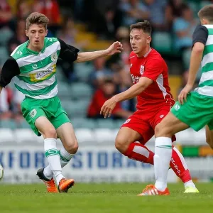 Bristol City FC Print - Josh Brownhill in Action vs Yeovil Town Bristol City FC Print - Josh Brownhill in Action vs Yeovil Town