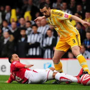 Bristol City's Nicky Maynard vs. Newcastle United's Jose Enrique - Intense Battle for the Ball (Championship 2010) Bristol City's Nicky Maynard vs. Newcastle United's Jose Enrique - Intense Battle for the Ball (Championship 2010)