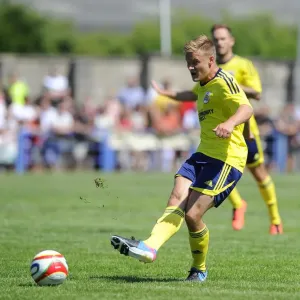 Bristol City's Rhys Jordan in Pre-Season Form: Clevedon Town vs. Bristol City (2013) Bristol City's Rhys Jordan in Pre-Season Form: Clevedon Town vs. Bristol City (2013)
