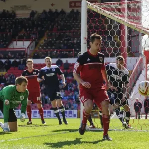Bristol City's Sam Baldock Disappointed as Shot Goes Wide Against Huddersfield, npower Championship 2013