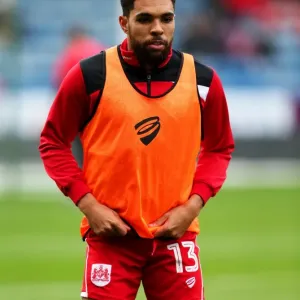 Bristol City's Scott Golbourne Warming Up Print Bristol City's Scott Golbourne Warming Up Print