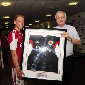 Bristol City's Scott Wagstaff Receives Man of the Match Award vs. Bradford City (August 3, 2013) Bristol City's Scott Wagstaff Receives Man of the Match Award vs. Bradford City (August 3, 2013)