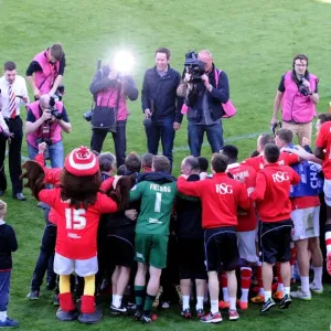 Bristol City's Thrilling Victory: Players Celebrate at Ashton Gate After Beating Coventry City Bristol City's Thrilling Victory: Players Celebrate at Ashton Gate After Beating Coventry City