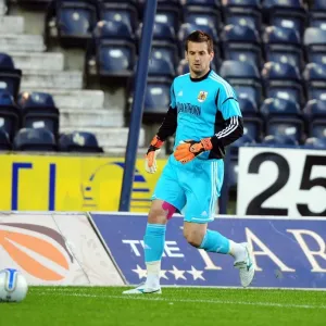 Bristol City Goalkeeper Print - Tom Heaton in Action Bristol City Goalkeeper Print - Tom Heaton in Action