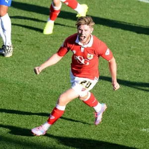 Bristol City's Wes Burns Scores Dramatic Winning Goal Against Chesterfield