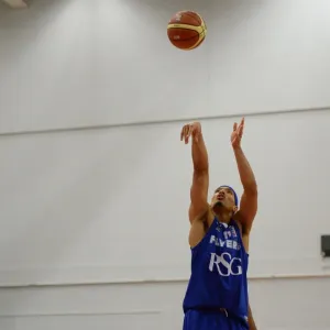 Bristol Flyers Greg Streete Free Throw Print