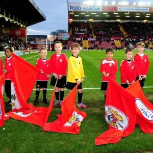 Championship Showdown: Bristol City vs. Wolverhampton Wanderers - Football Rivalry in Full Swing at Ashton Gate Championship Showdown: Bristol City vs. Wolverhampton Wanderers - Football Rivalry in Full Swing at Ashton Gate