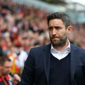 Charging Ahead: Lee Johnson Leads Bristol City Against Birmingham City in Sky Bet Championship (May 7, 2017)