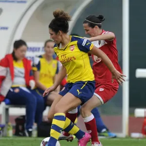 Clash on the Pitch: Casey Stoney vs. Natalia Sanchon - Bristol Academic vs. Arsenal Ladies, FA Womens Super League (2014)