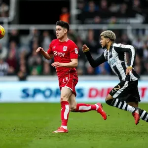 Clash at St. James Park Print: O'Dowda vs. Yedlin