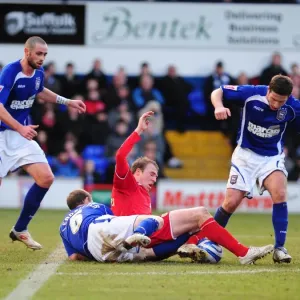 Clash of Titans: Ipswich Town vs. Bristol City (Season 09-10) Clash of Titans: Ipswich Town vs. Bristol City (Season 09-10)