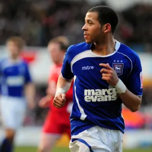 Clash of Titans: Ipswich Town vs. Bristol City (Season 09-10) Clash of Titans: Ipswich Town vs. Bristol City (Season 09-10)