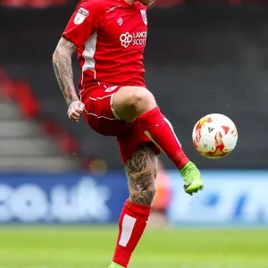 David Cotterill in Action: Bristol City vs Burton Albion, Sky Bet EFL Championship, Ashton Gate
