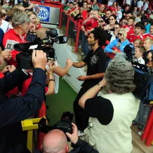 David James Greets Fans: First Training Session with Bristol City FC vs Blackpool (31/07/2010) - Championship Football Match