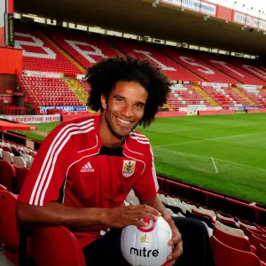 David James rejoint le Bristol City : l'ancien gardien de but d'Angleterre sign avec les Robin David James rejoint le Bristol City : l'ancien gardien de but d'Angleterre sign avec les Robin