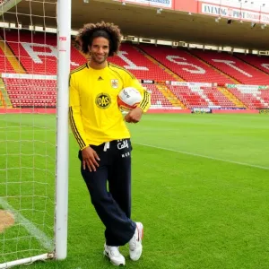 David James Joins Bristol City: English Goalkeeping Legend Signs On