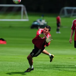 David James Joins Bristol City: First Training Session - Season 10-11 (New Signing) David James Joins Bristol City: First Training Session - Season 10-11 (New Signing)