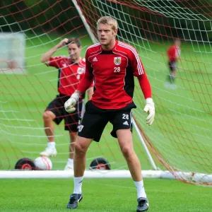 David James Joins Bristol City: First Training Session - Season 10-11 (New Signing) David James Joins Bristol City: First Training Session - Season 10-11 (New Signing)