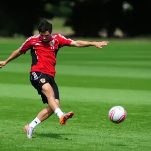 David James Joins Bristol City: First Training Session - Season 10-11 (New Signing) David James Joins Bristol City: First Training Session - Season 10-11 (New Signing)