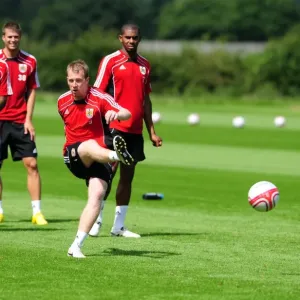 David James Joins Bristol City: First Training Session - Season 10-11 (New Signing) David James Joins Bristol City: First Training Session - Season 10-11 (New Signing)