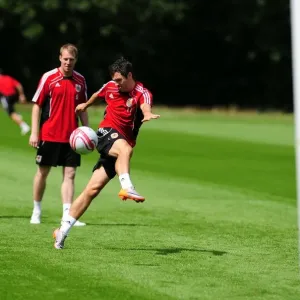 David James Joins Bristol City: First Training Session - Season 10-11 (New Signing) David James Joins Bristol City: First Training Session - Season 10-11 (New Signing)