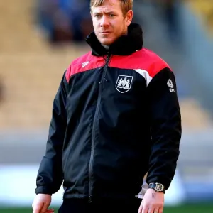 Dean Holden of Bristol City at Molineux during Wolverhampton Wanderers vs. Bristol City Championship Match, 2016 Dean Holden of Bristol City at Molineux during Wolverhampton Wanderers vs. Bristol City Championship Match, 2016