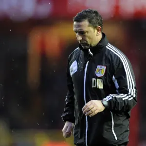 Derek McInnes Leads Bristol City in Championship Clash against Leicester City, January 2013